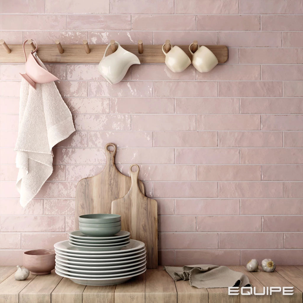 Köks inspiration med rosa kakel ifrån Equipe